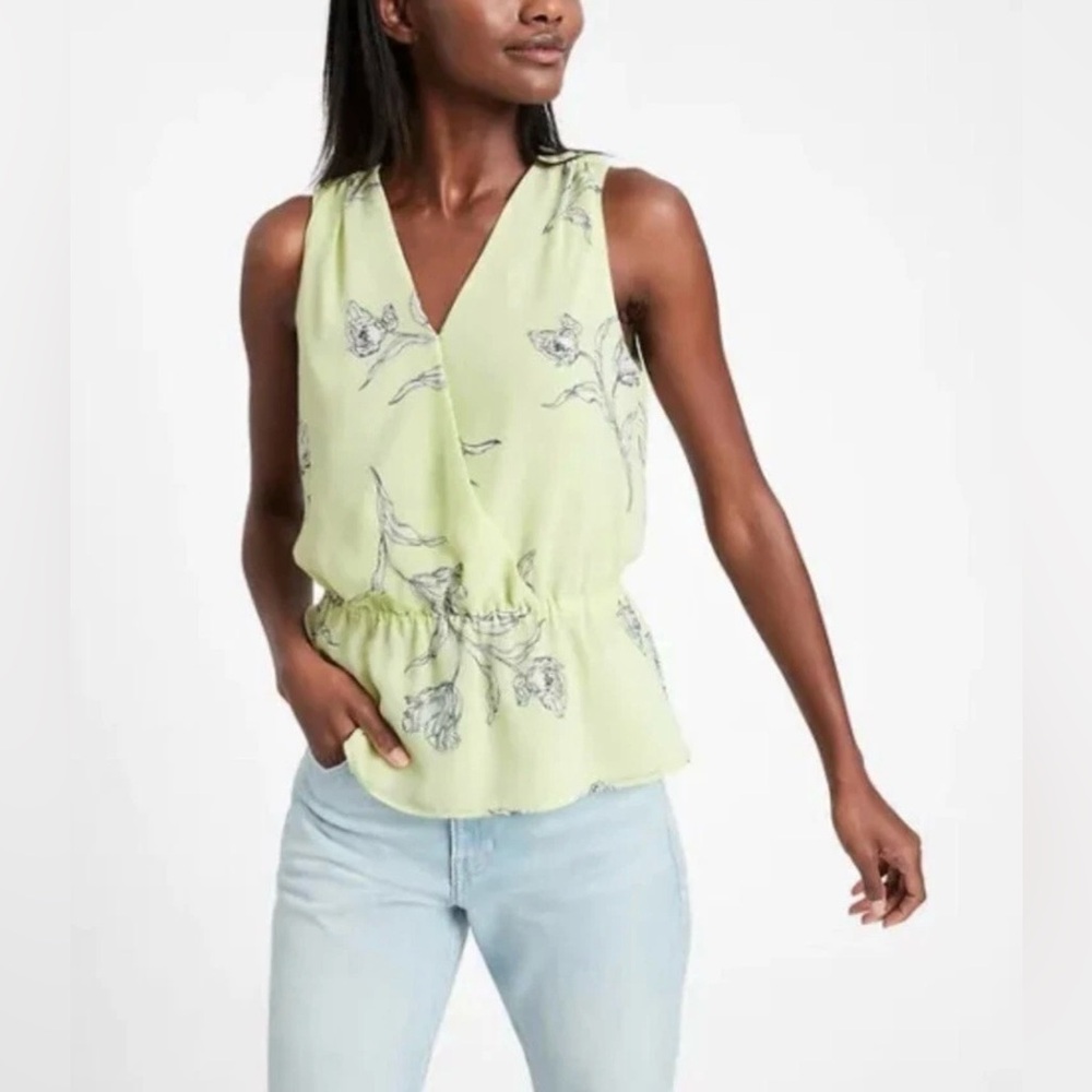 Banana Republic Light Green Floral Sleeveless Peplum Top Size XS New